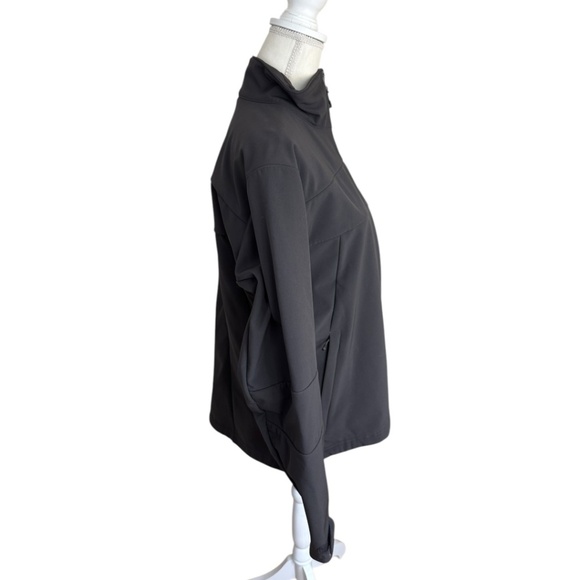 Helly Hansen HH Gray Script Full Zip Pleated Soft Shell Tech Jacket - Picture 3 of 14